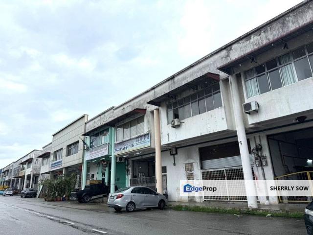 Warehouse for rent in Pulai, Bukit Ledang