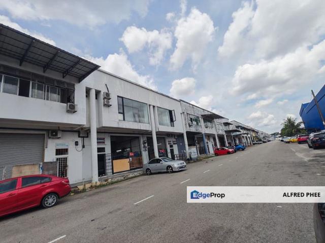Warehouse for rent in Taman Industri Jaya, Iskandar Puteri