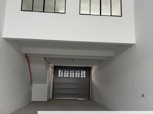 Warehouse for rent in Pulai, Bukit Ledang