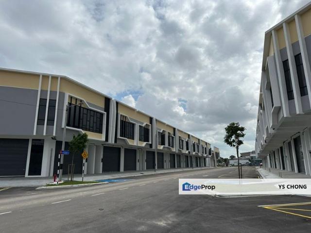 Warehouse for rent in Pulai, Bukit Ledang