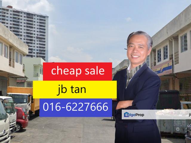 Warehouse for sale in Langat, Selangor