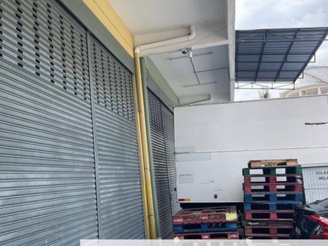 Warehouse for sale in Langat, Selangor