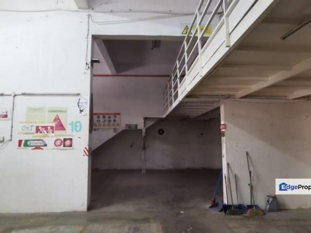 Warehouse for rent in Langat, Selangor