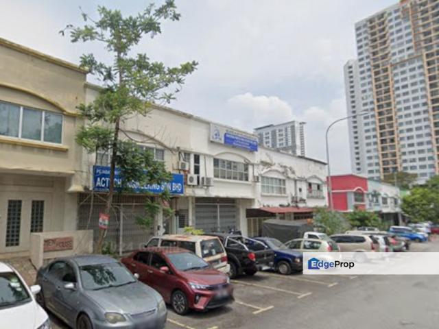 Warehouse for rent in Country Heights Damansara, Kuala Lumpur