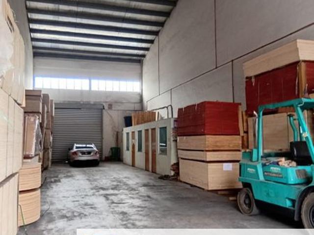 Warehouse for sale in Selayang, Selangor