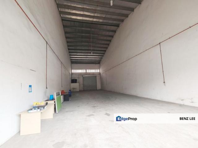 Warehouse for rent in Selayang, Selangor