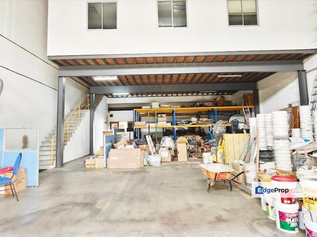 Warehouse for rent in Selayang, Selangor