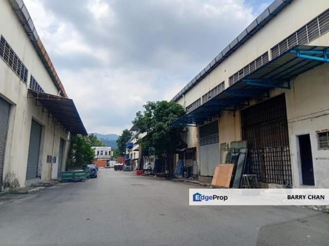 Warehouse for sale in Selayang, Selangor