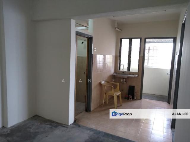 Flat for sale in Country Heights Damansara, Kuala Lumpur