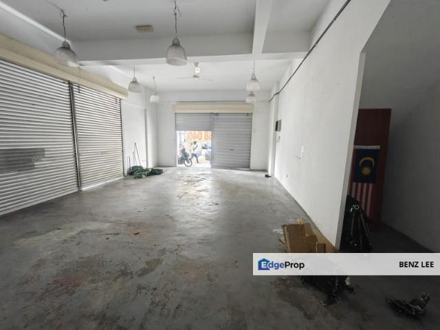 Shop for rent in Petaling, Alam Impian