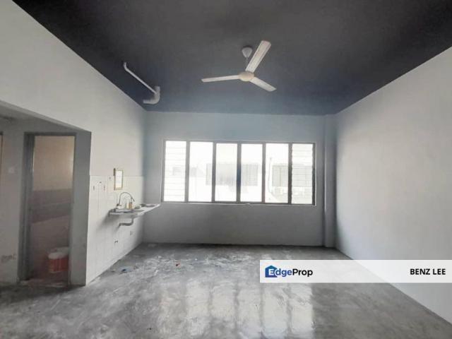 Shop for rent in Petaling, Alam Impian