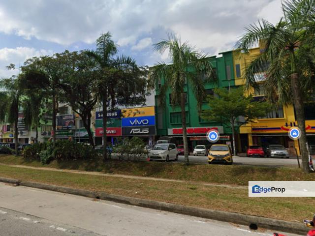 Shop for sale in Petaling, Alam Impian