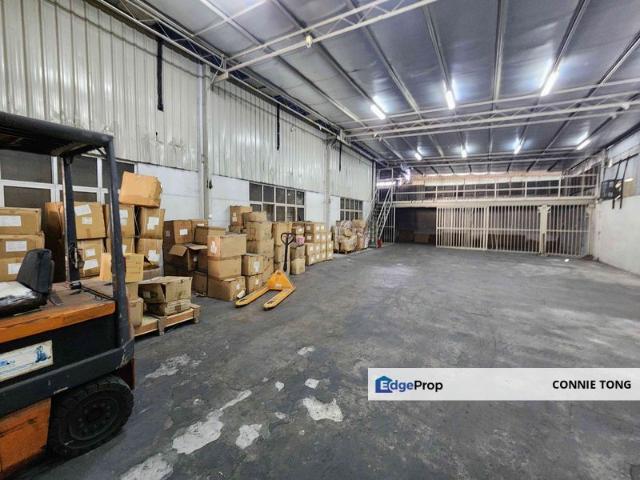 Warehouse for sale in Petaling, Alam Impian