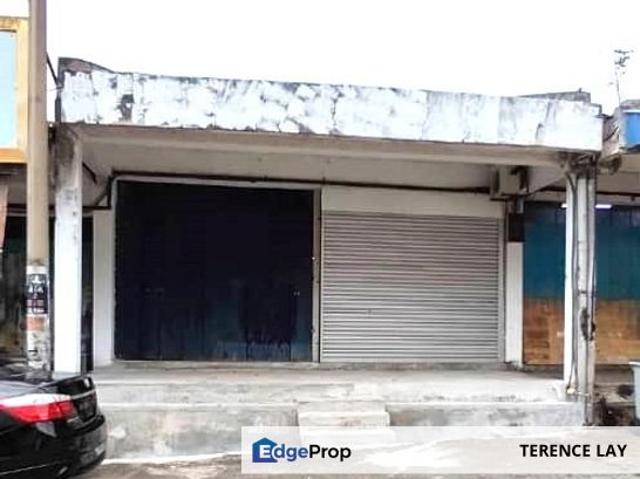 Shop for sale in Kluang, Johor