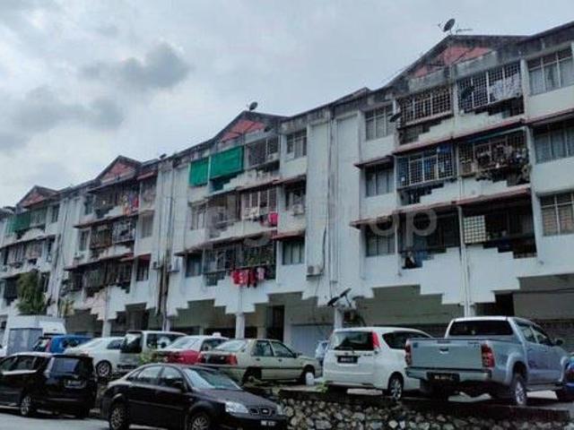 Flat for sale in Selayang, Selangor