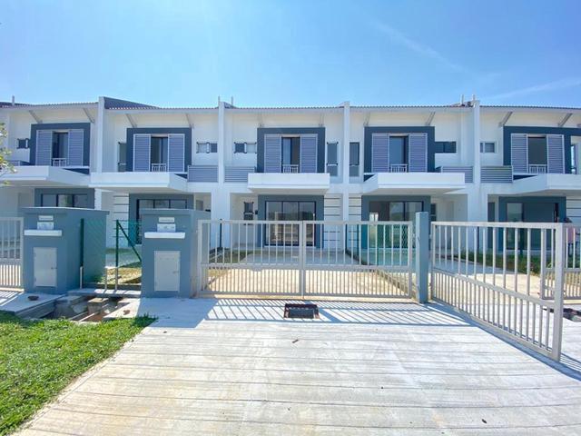 Terraced House for sale in Tanjong Sepat, Selangor