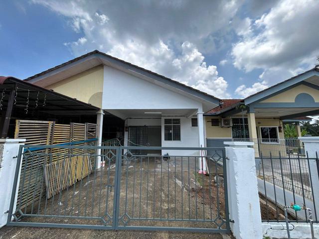 Terraced House for sale in Sri Rusa, Negeri Sembilan