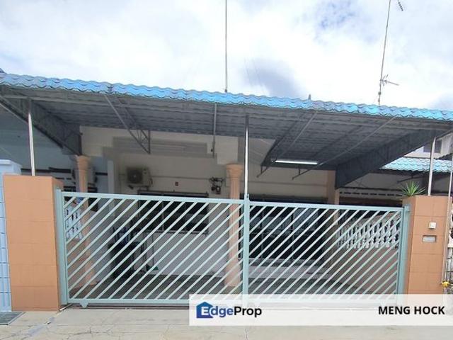 House for sale in Taman Intan, Kluang