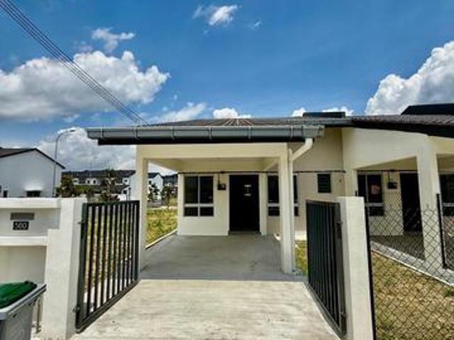 Terraced House for sale in Sendayan Village, Negeri Sembilan