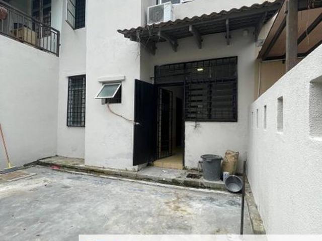 House for sale in Tanjong Sepat, Selangor