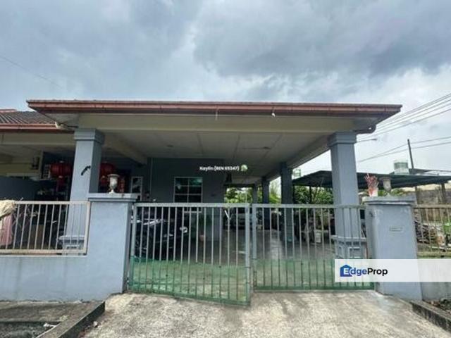 House for sale in Batu Kawa