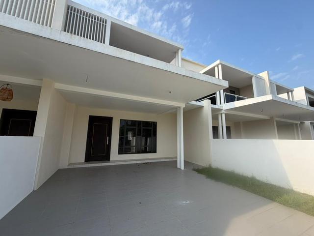 Terraced House for sale in Wellesley, Penang