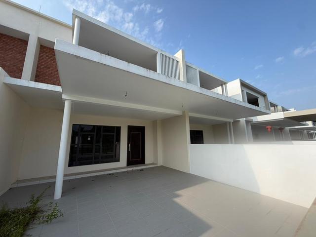 Terraced House for sale in Wellesley, Penang