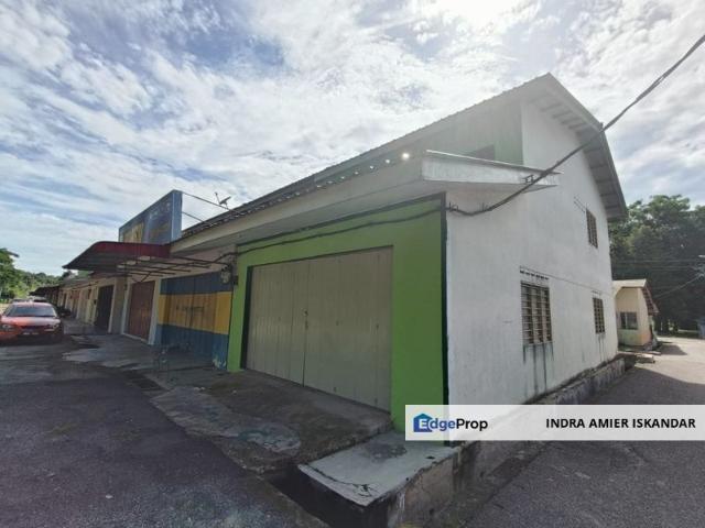 Shop for sale in Malaka
