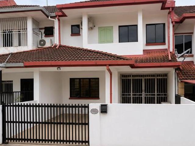 Terraced House for sale in Bintulu