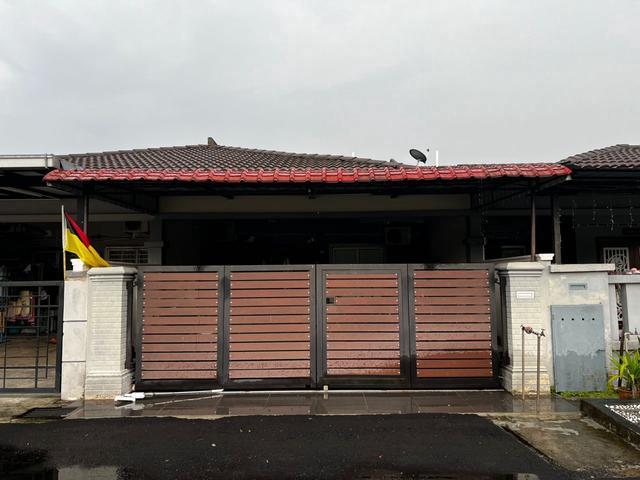 Terraced House for sale in Sendayan Village, Negeri Sembilan