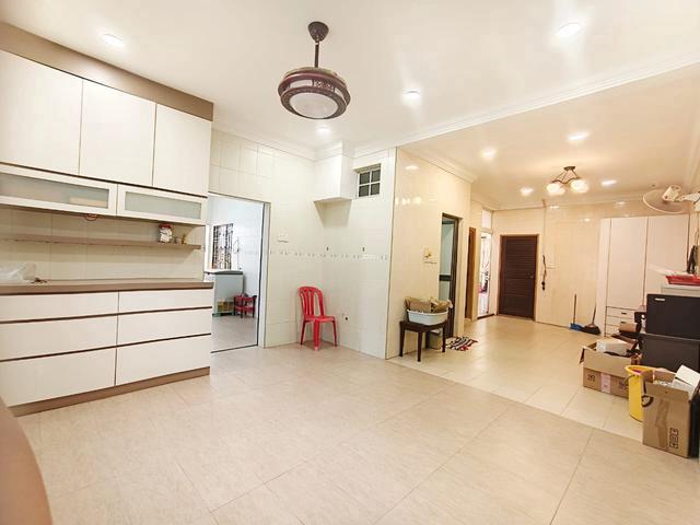 Residential House for sale in Malaka