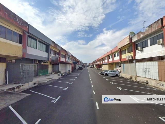 Shop for rent in Bukit Ledang, Johor