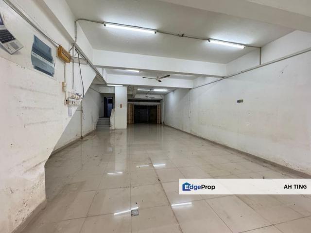 Shop for rent in Plentong, Johor