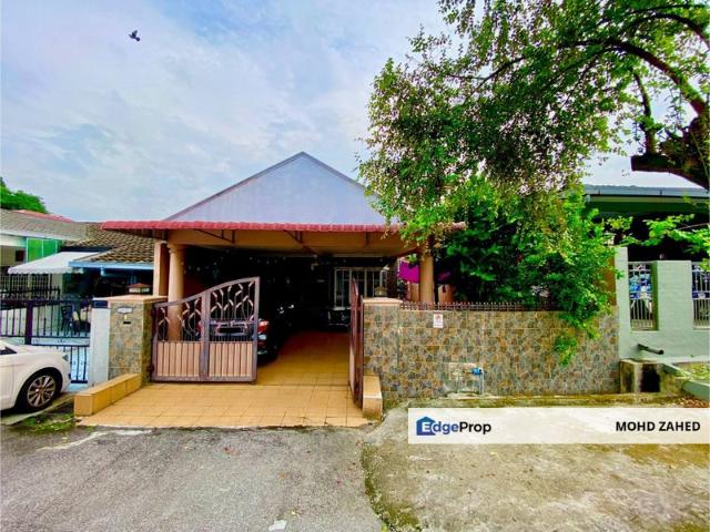 House for sale in Bandar Tun Razak, Kuala Lumpur