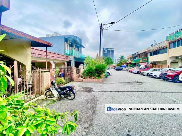 House for sale in Bandar Tun Razak, Kuala Lumpur