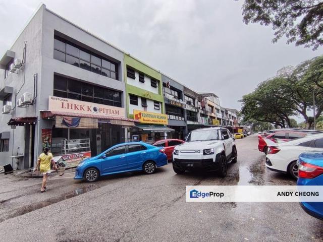 Shop for sale in Kediaman Kakitangan Daerah JKR Johor Bahru, Iskandar Puteri
