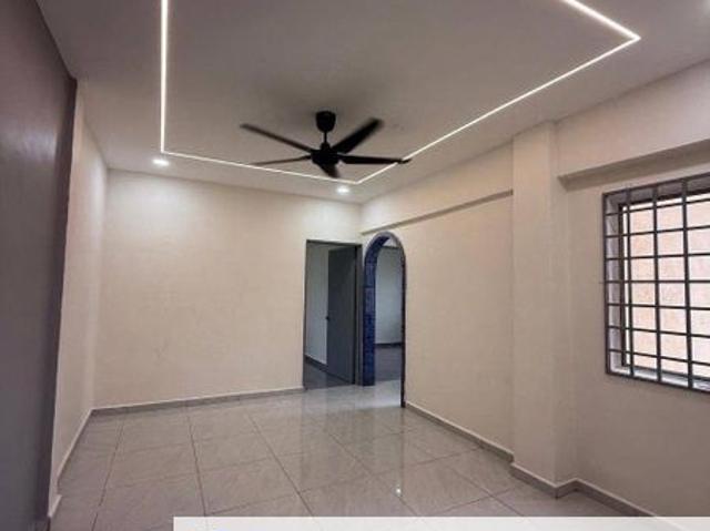 Flat for sale in Pulai, Bukit Ledang
