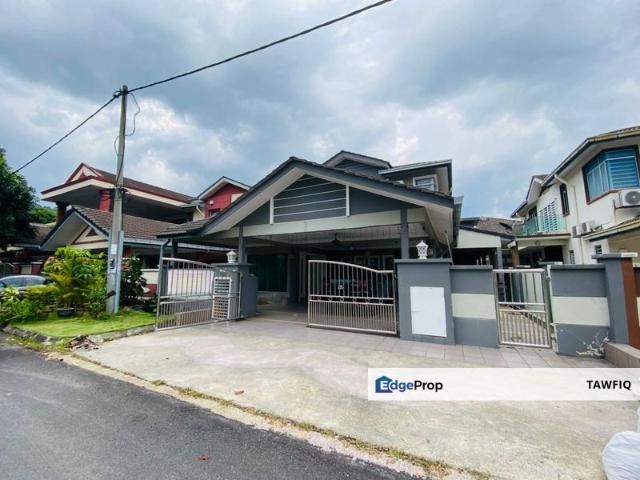 House for sale in Kajang, Langat