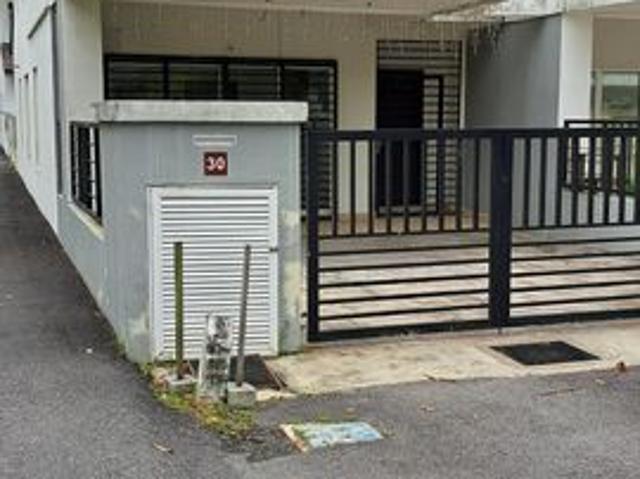 House for sale in Tanjong Sepat, Selangor