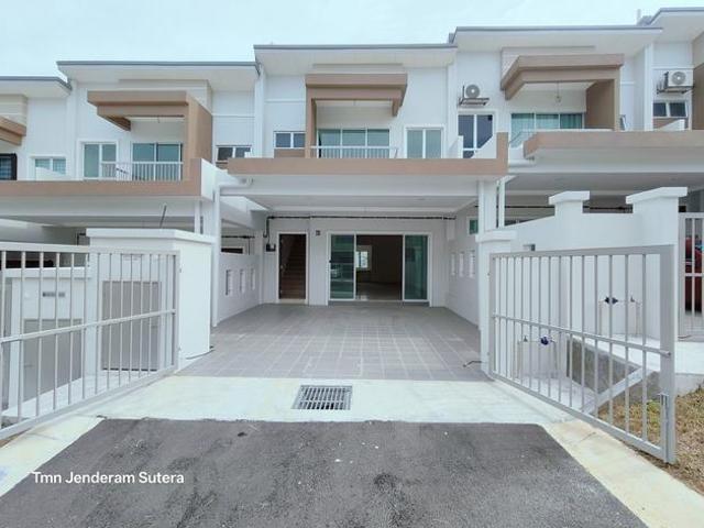 Terraced House for sale in Tanjong Sepat, Selangor