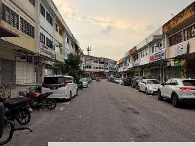 Shop for sale in Plentong, Johor