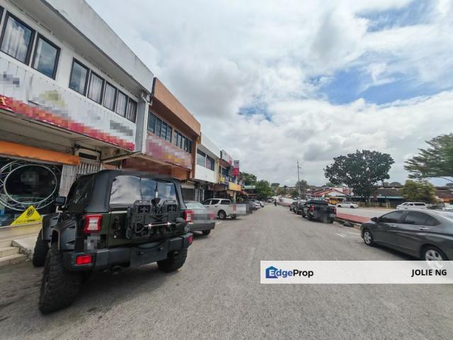 Shop for sale in Taman Johor Jaya, Plentong