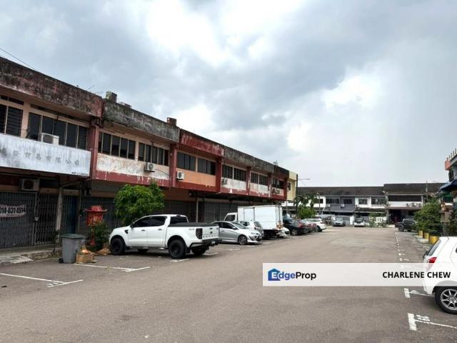 Shop for sale in Plentong, Johor