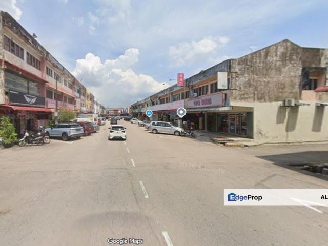Shop for sale in Taman Johor Jaya, Plentong