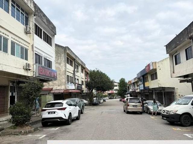 Shop for sale in Plentong, Johor