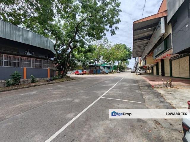 Warehouse for rent in Plentong, Johor