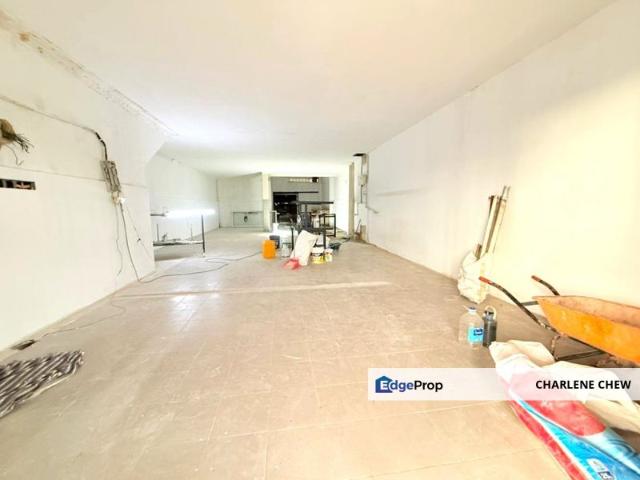 Shop for rent in Plentong, Johor