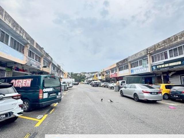 Shop for sale in Taman Johor Jaya, Plentong