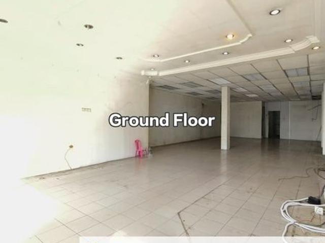 Shop for rent in Taman Johor Jaya, Plentong