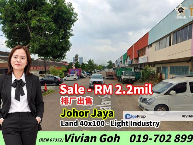 Warehouse for sale in Taman Johor Jaya, Plentong